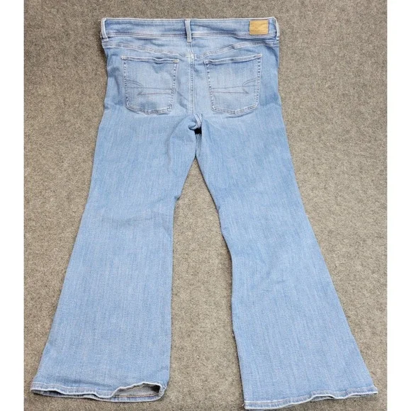 American Eagle Outfitters Light Blue Boot Cut Jeans - Picture 3 of 11